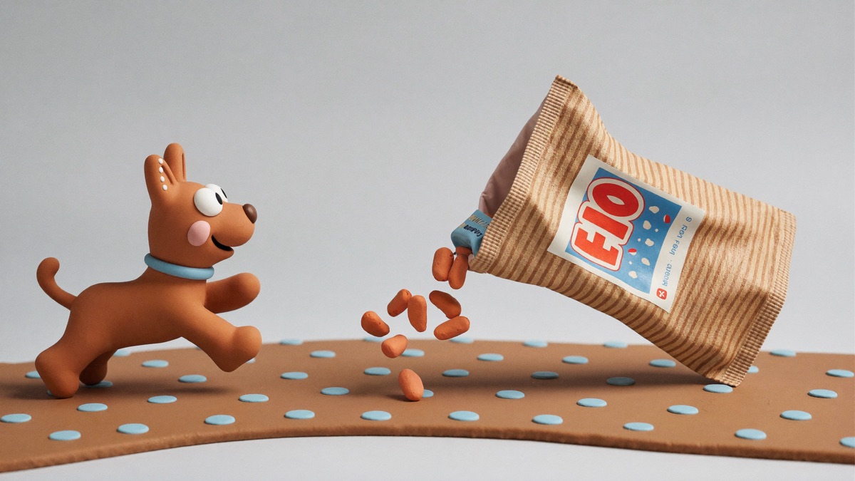 A well-paid recall: the dog races back because coming to you is the best deal on offer